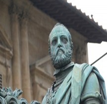 Florence Piazza della Signoria Statua equestre di Cosimo I de' Medici