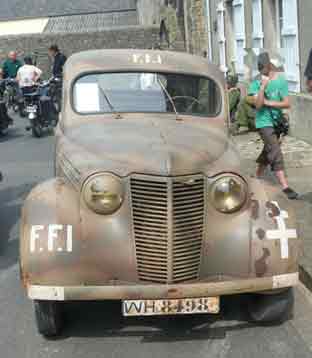 Renault  1940 Juvaquatre Berline