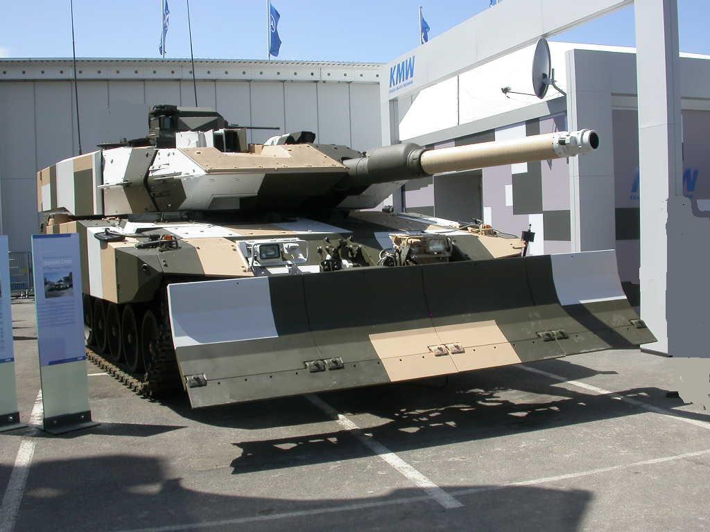 Léopard 2 PSO Eurosatory 2006