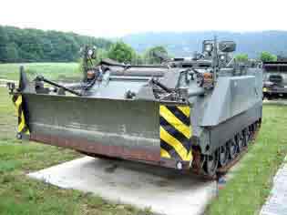 M113A1-B Dozer (Belgique Jambes )