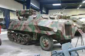 Semi Chenille LRM Panzerwerfer 42 Maultier Saumur