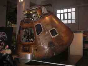 Apollo X Command Module 1969  Londres