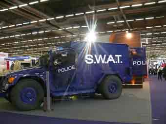 Navistar  MXT APC SWAT  Eurosatory 2012