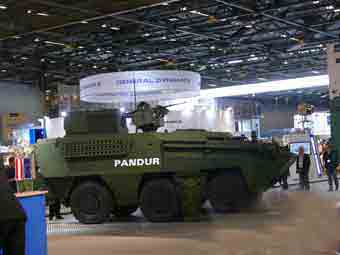 Pandur Poste  Commandement Eurosatory 2010