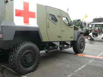 Panhard PVP HD Ambulance Eurosatory 2012