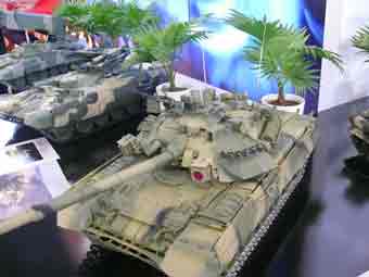 T 90 S Maquette Eurosatory 2012