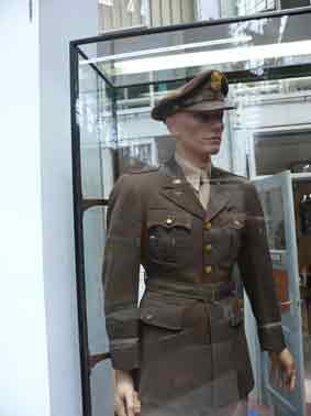 1943 Aviation USAAF ETO  2nd Lieutenant Pinks and Gree