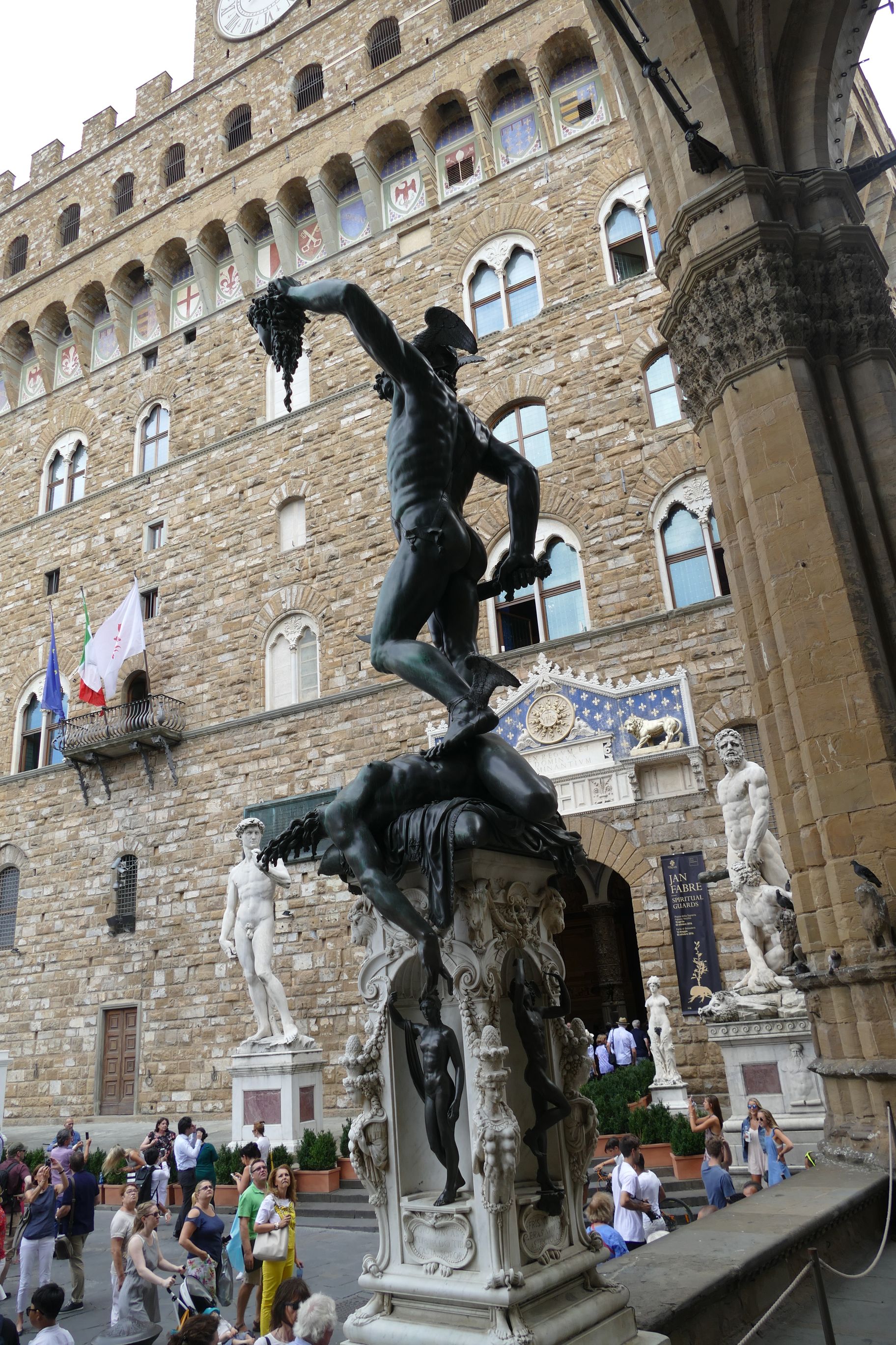 Persée de Benvenuto Cellini. Loggia della Signoria ou Loggia dei Lanzi, Piazza della Signoria, Florence. Author and Copyright Marco Ramerini,